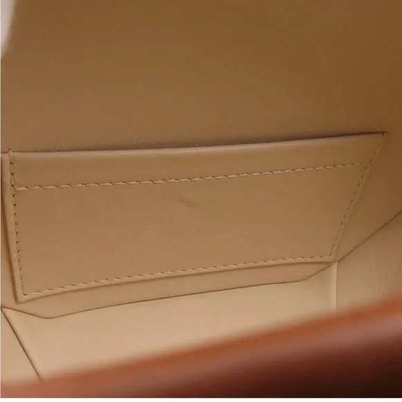 Louis Vuitton x Grace Coddington Catogram Petite Boite Chapeau Limited Edition - Picture 10 of 16